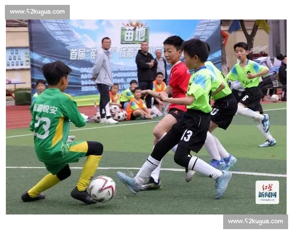 动真格!利州校园足球赛开赛,45 支队伍让未来 “有苗有戏” 动真格!利州校园足球赛开赛,45 支队伍让未来 “有苗有戏”
